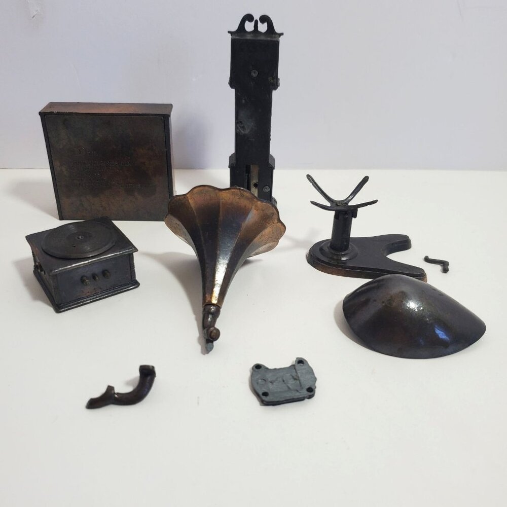 Durham Industries 70s Dollhouse Furniture Lot Diecast Metal Parts Only - Picture 3 of 14